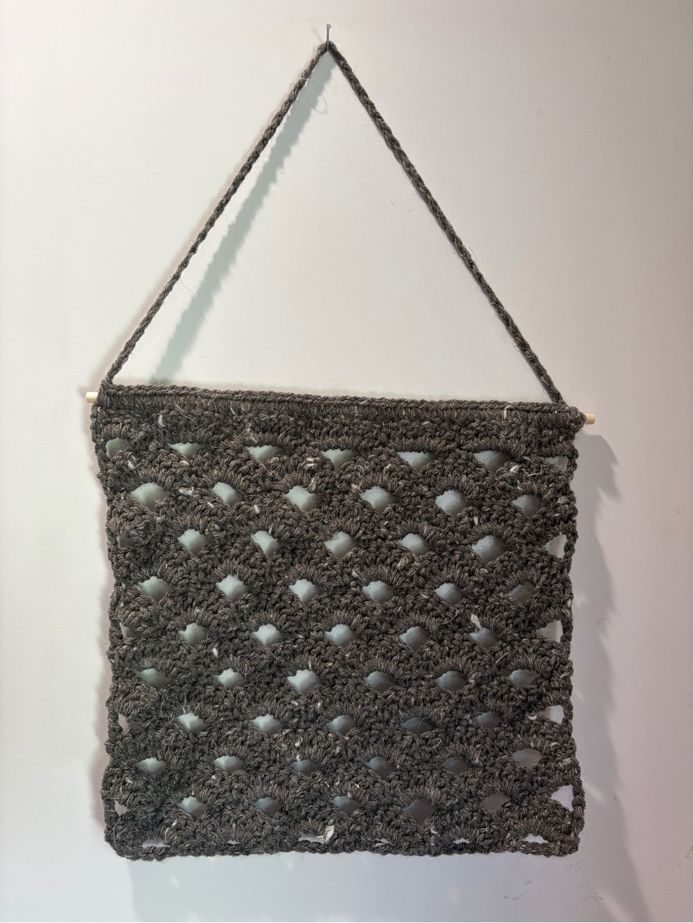 Crochet Wall Accessory Organizer Boho Dorm Room Storage - Picture 2 of 3